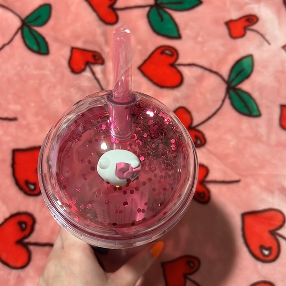 Hello kitty glitter top cup with straw! - Picture 3 of 3